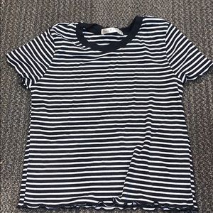 Hearts & hips black striped crop top